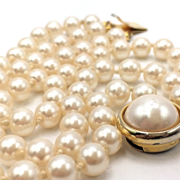 Vintage Glass Pearl Hand Knotted Multi-Strand Bracelet Faux Mabe Pearl Box Clasp - Picture 5 of 7